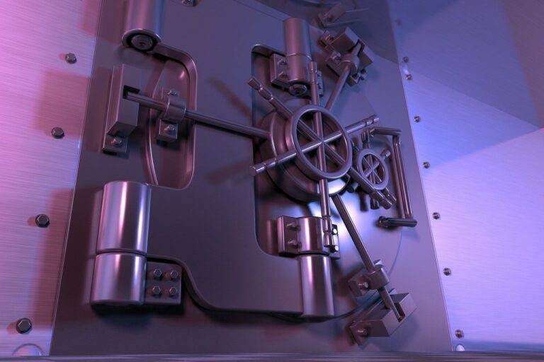 Porte de coffre fort fermée, ambiance violacée